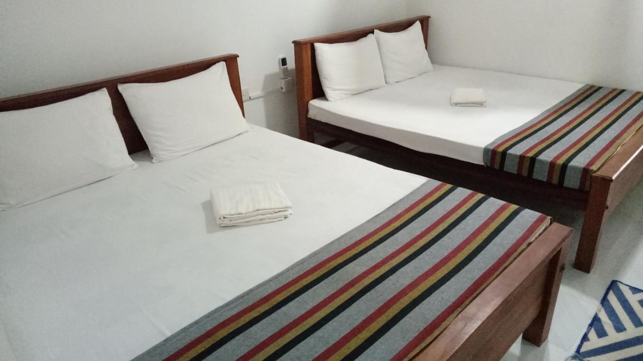Umaya Holiday Home อนุราธปุระ ภายนอก รูปภาพ